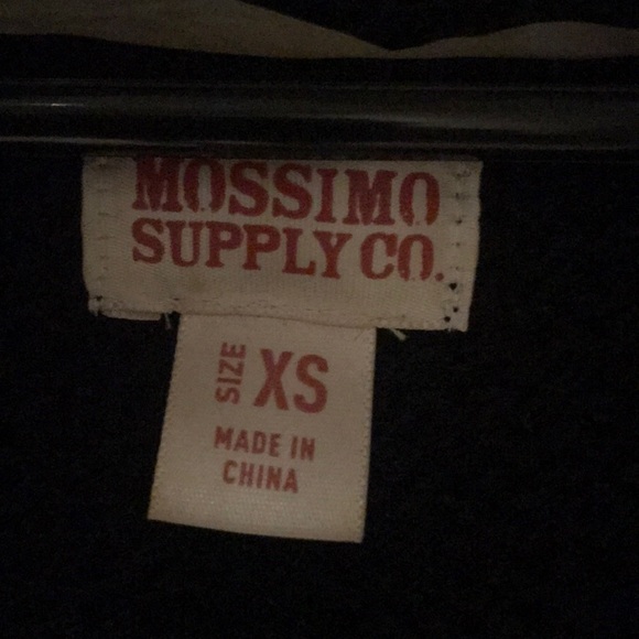 ๐ Chic Sweater Vest ๐ซ - Picture 2 of 7